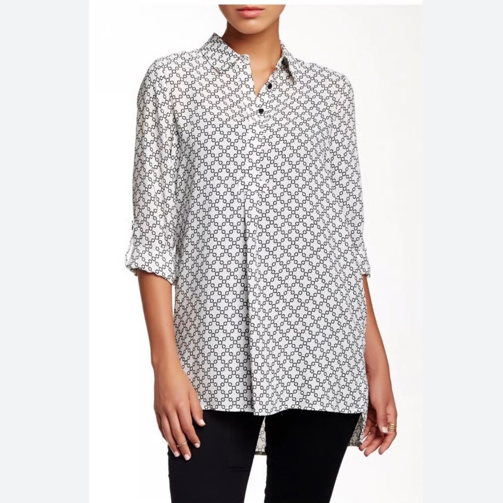 Anthropologie Pleione Black and White Tie-up Sleeve Top